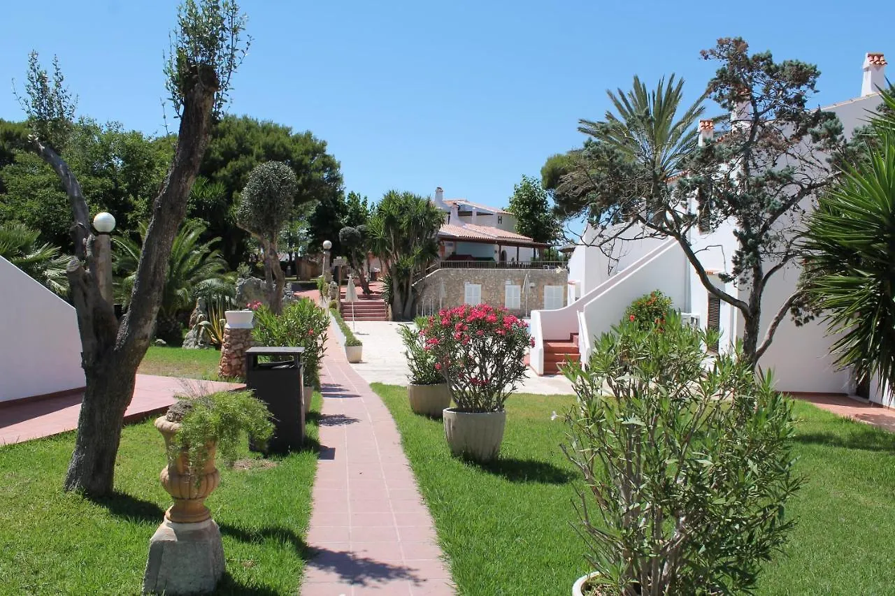 Apartaments Talayot Cala'N Blanes  3*, Cala'N Blanes (Menorca) Espanha