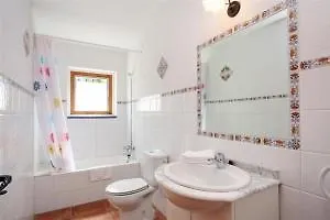 Cami De Can Lloberines Holiday House Hotel